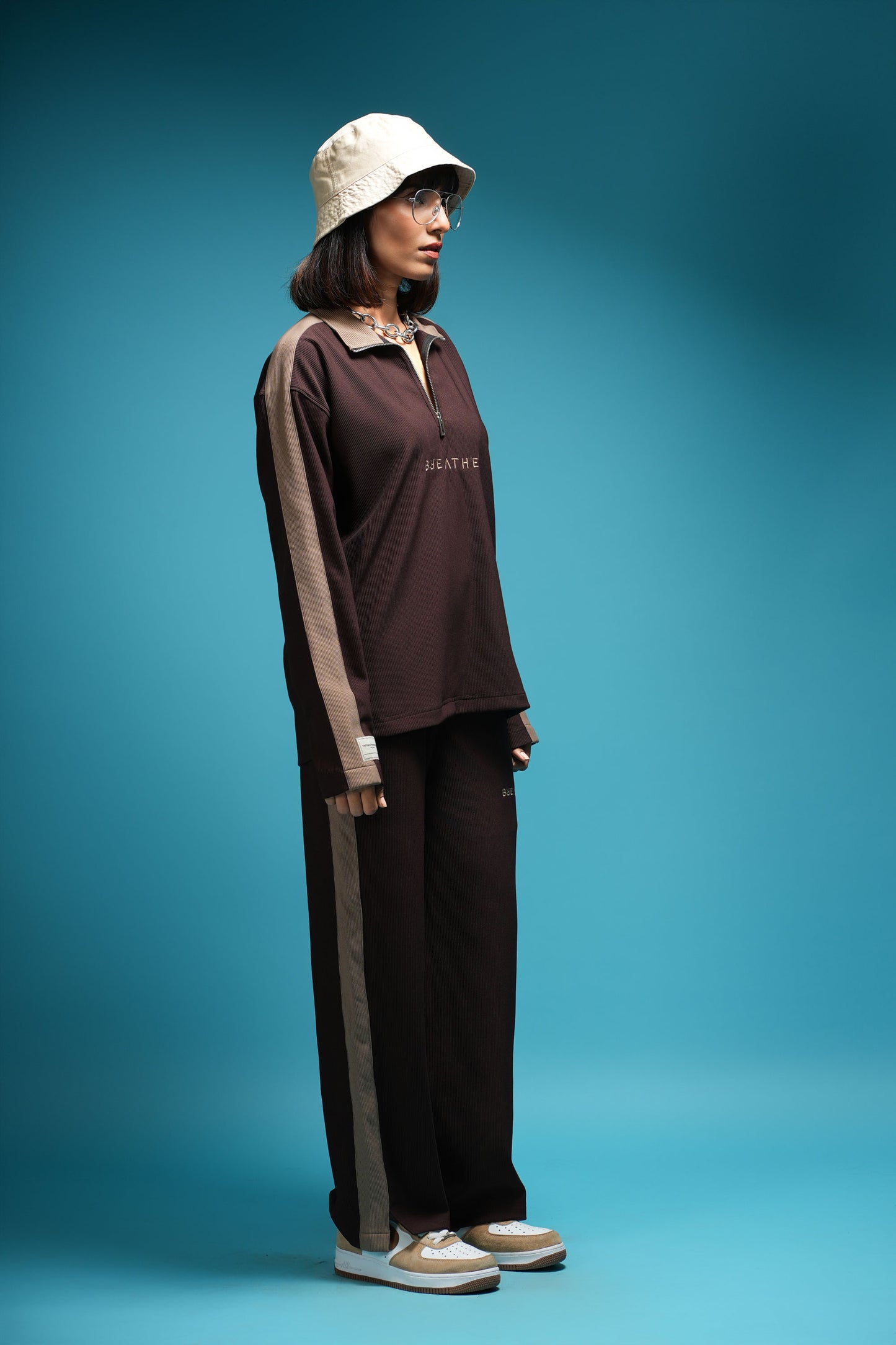 “TWO SHADES OF SAHARA” FRAPPÈ MOCHA CORD SET