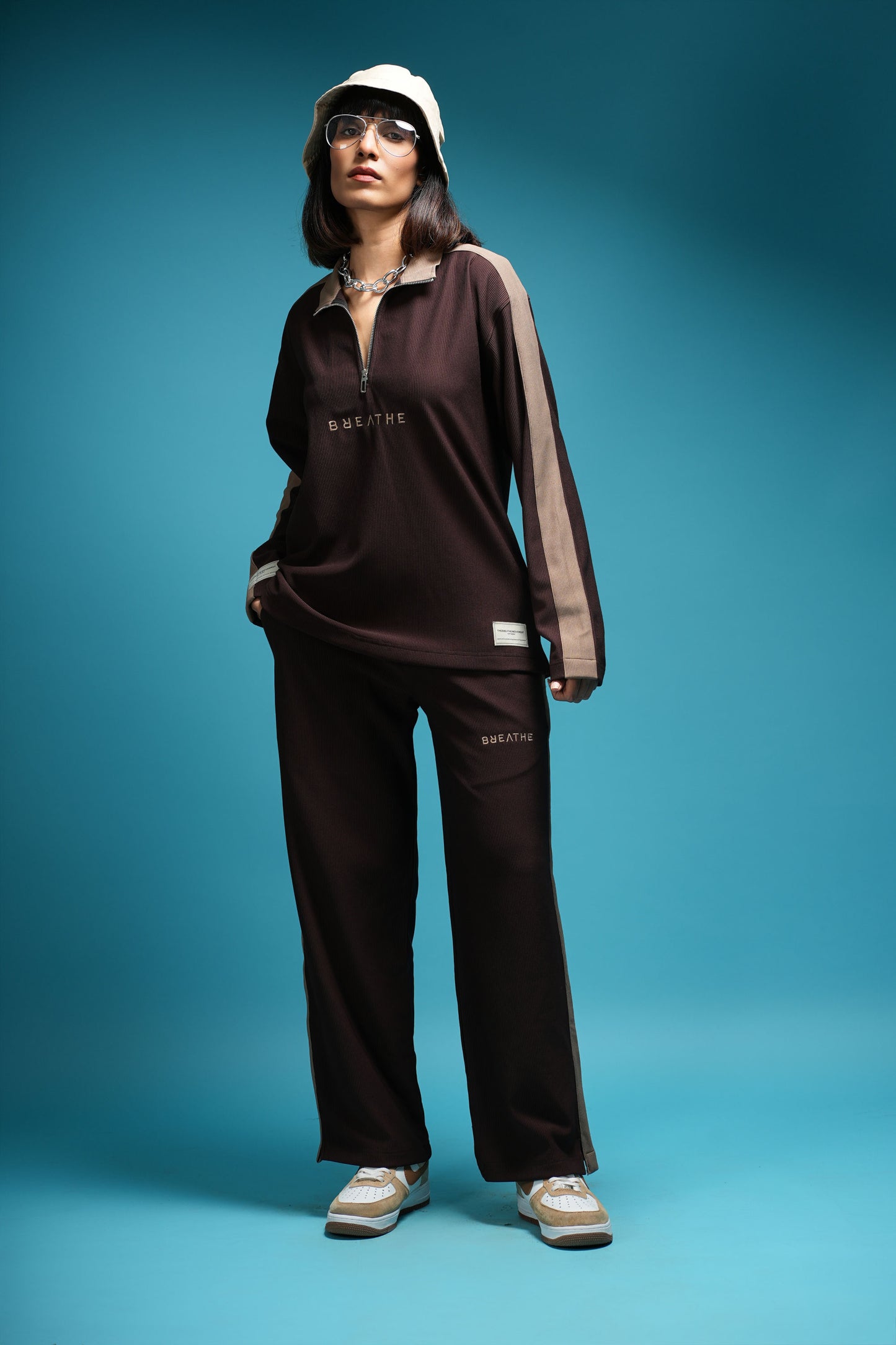 “TWO SHADES OF SAHARA” FRAPPÈ MOCHA CORD SET