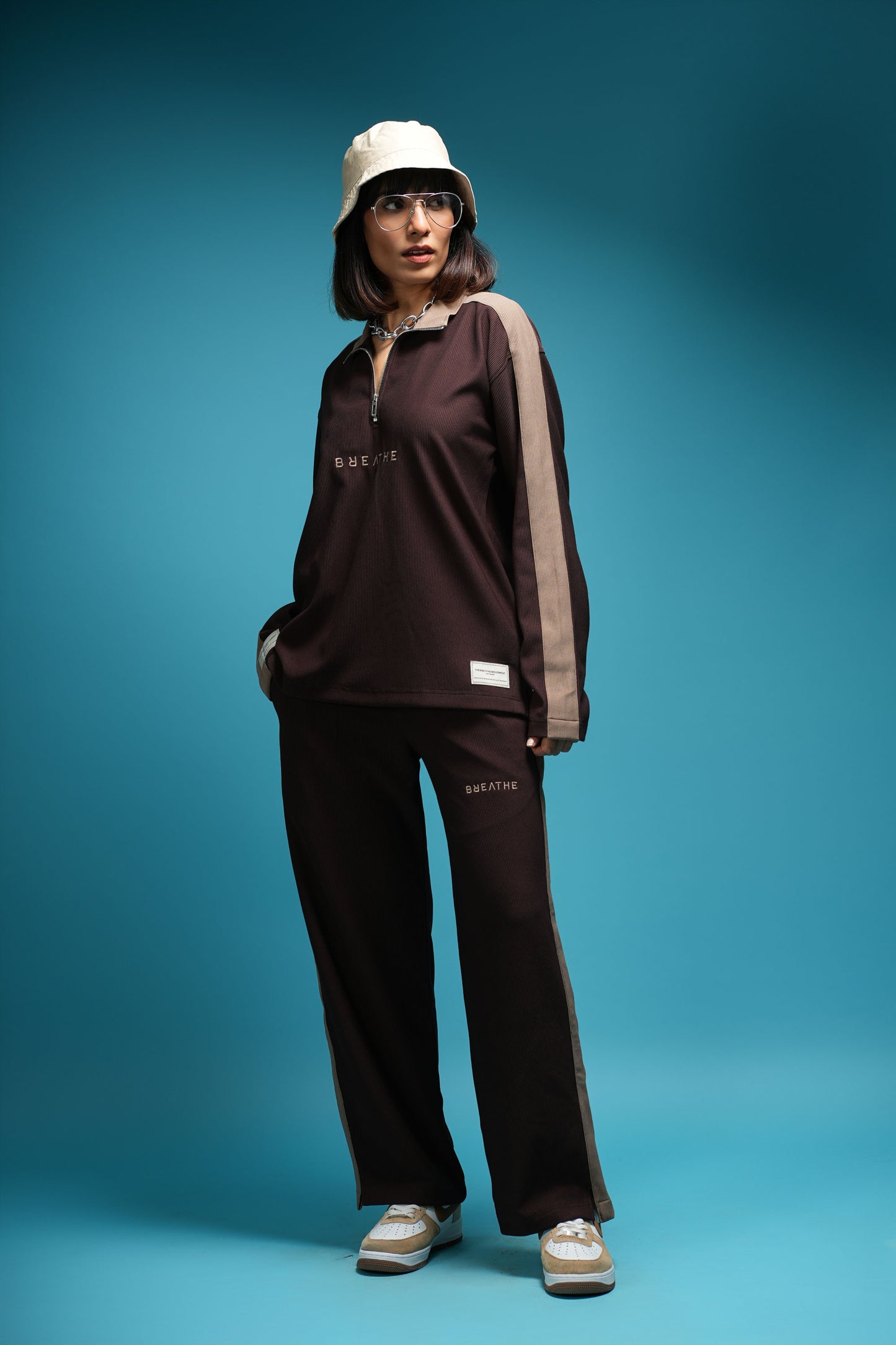 “TWO SHADES OF SAHARA” FRAPPÈ MOCHA CORD SET