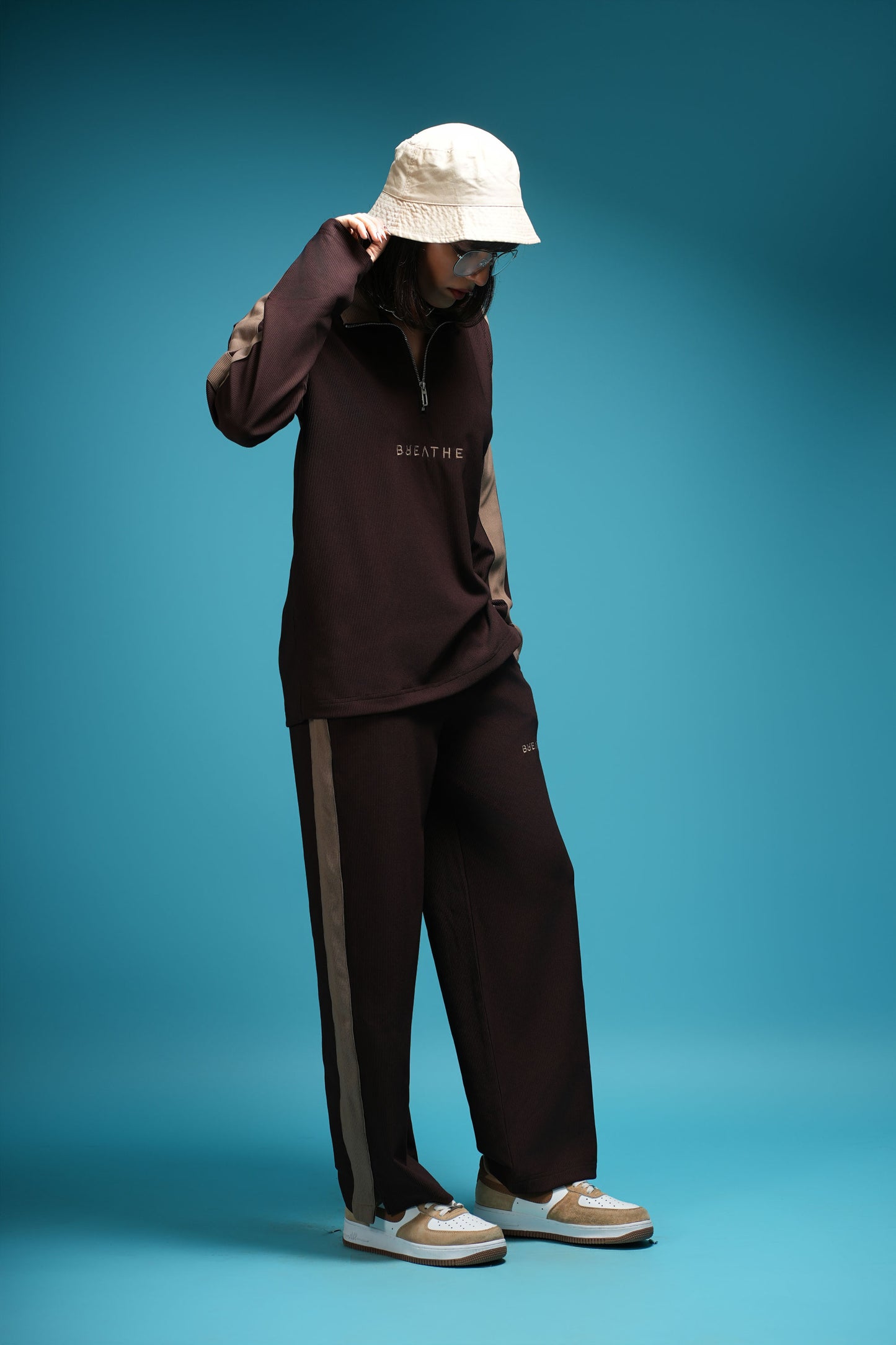 “TWO SHADES OF SAHARA” FRAPPÈ MOCHA CORD SET