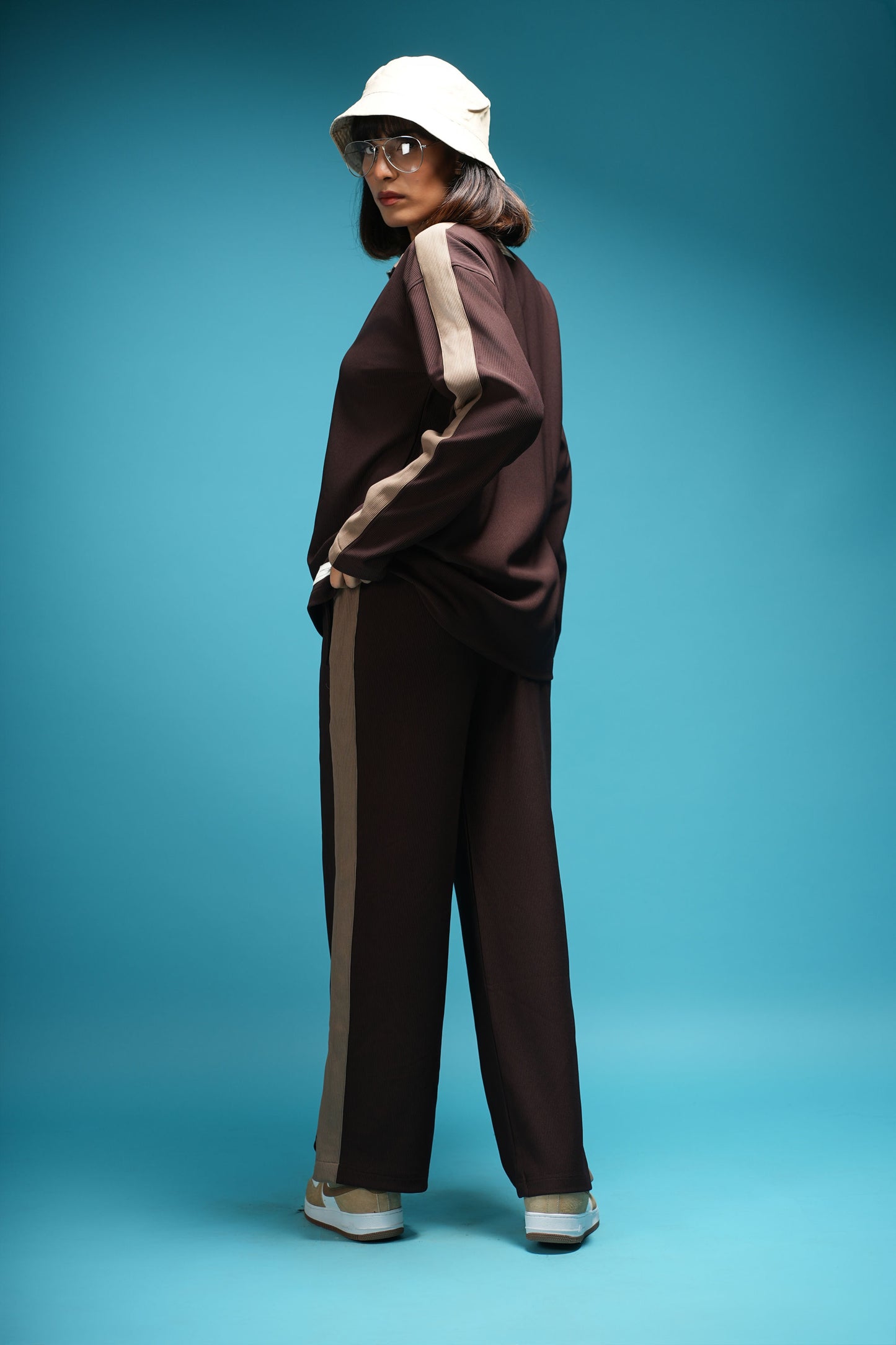 “TWO SHADES OF SAHARA” FRAPPÈ MOCHA CORD SET