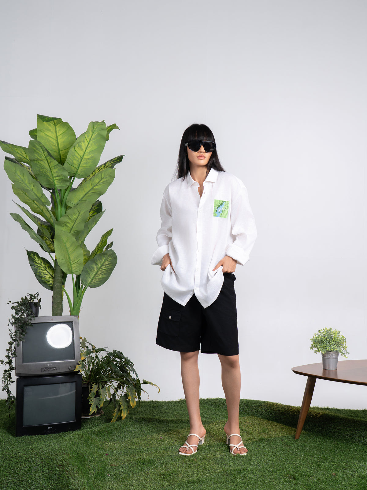 Lost In Water-Rower Embroidered shirt (Pre-order)