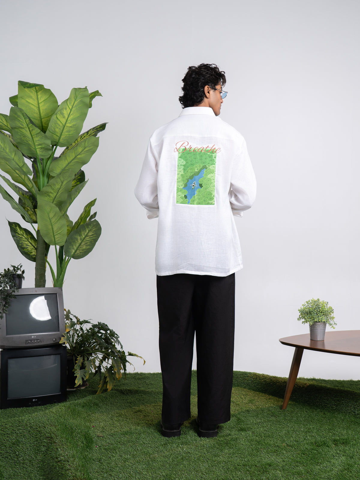 Lost In Water-Rower Embroidered shirt (Pre-order)